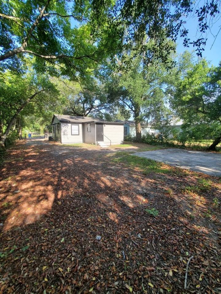 3805 Whittier St - Photo 5 of 18