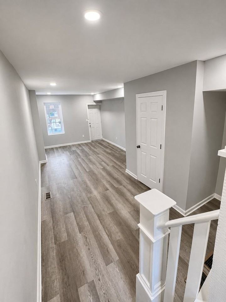 2537 N Water St - Photo 2 of 13