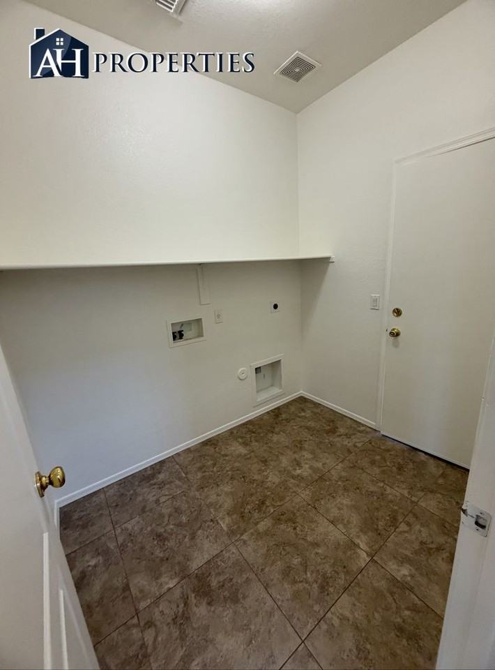 14605 W Boca Raton Rd - Photo 7 of 27