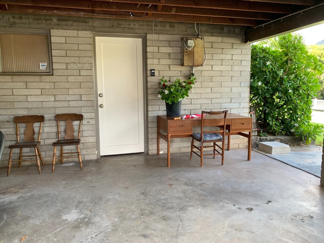 320 Hao St - Photo 3 of 18
