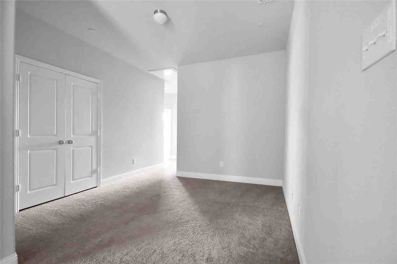 6162 Blythe Dr - Photo 5 of 12