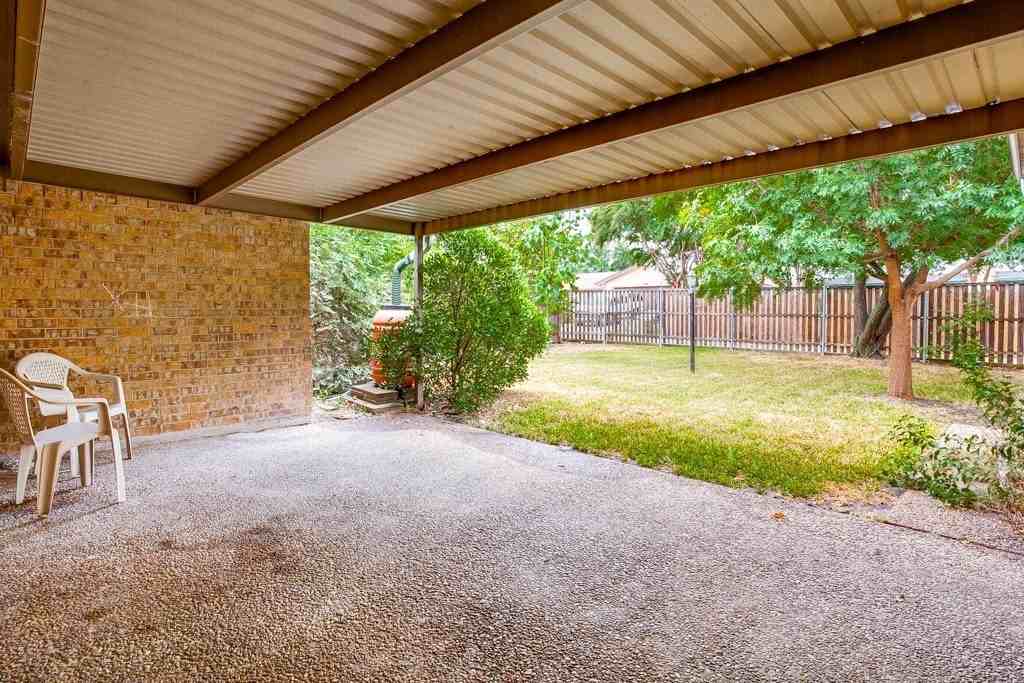 1308 Grinnell Dr - Photo 5 of 29