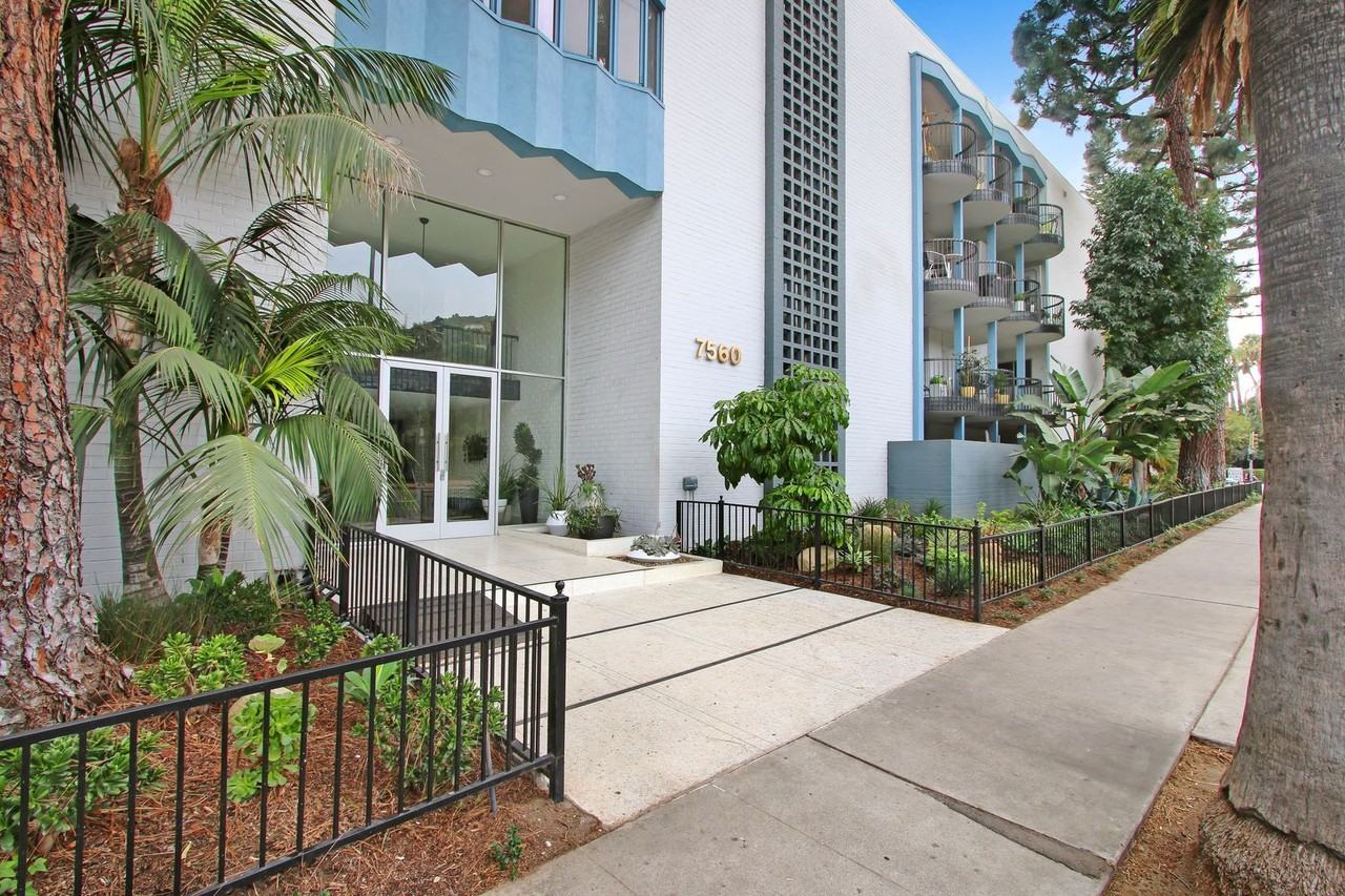 7560 Hollywood Blvd #406 - Photo 5 of 24