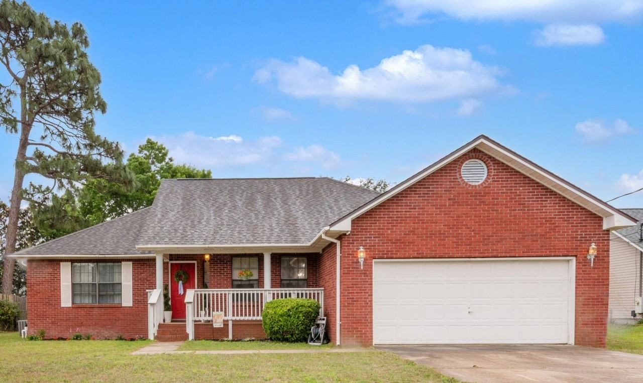 6453 Garden Dr - Photo 2 of 25