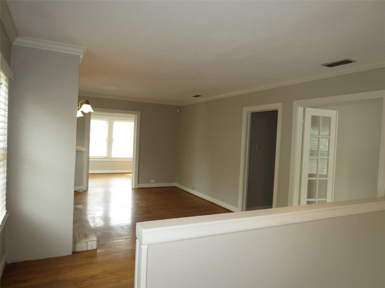 5944 Morningside Ave - Photo 3 of 14
