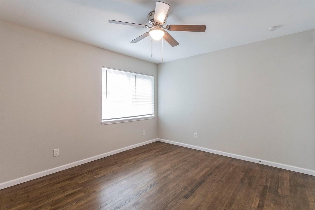 4714 Old Benbrook Rd - Photo 4 of 15