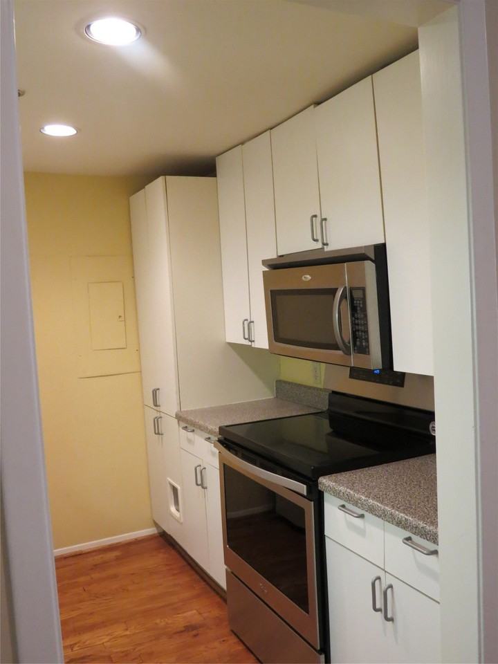 4334 Buena Vista St #G - Photo 5 of 14