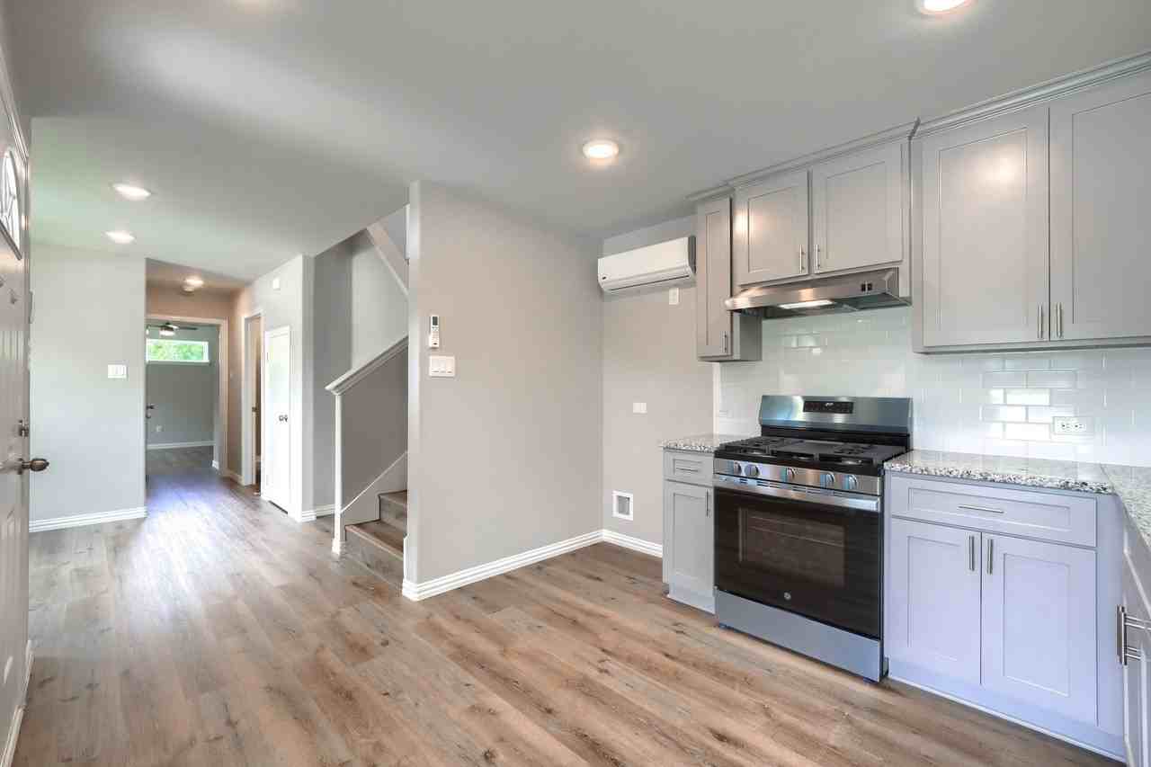 321A Fagg Dr - Photo 3 of 12