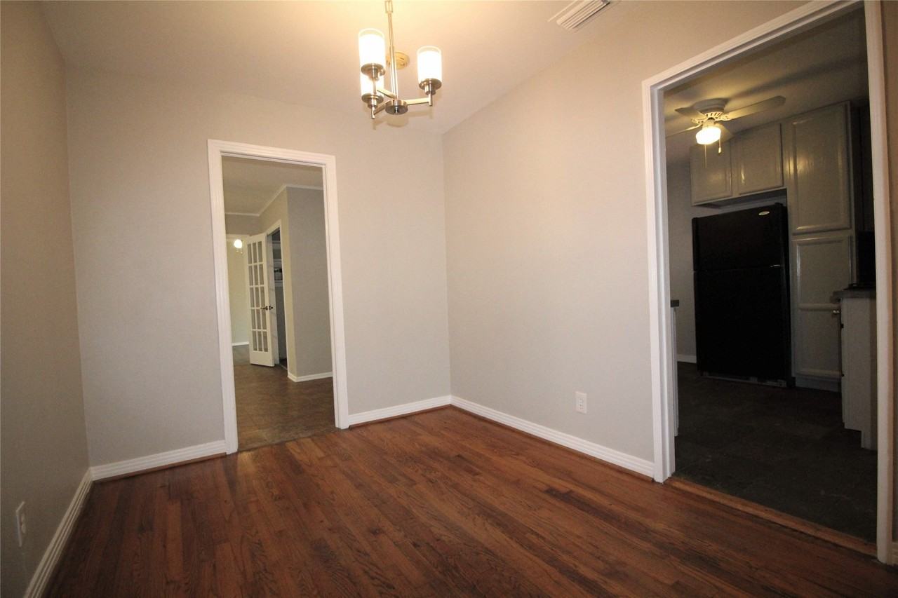10415 Losa Dr - Photo 7 of 31