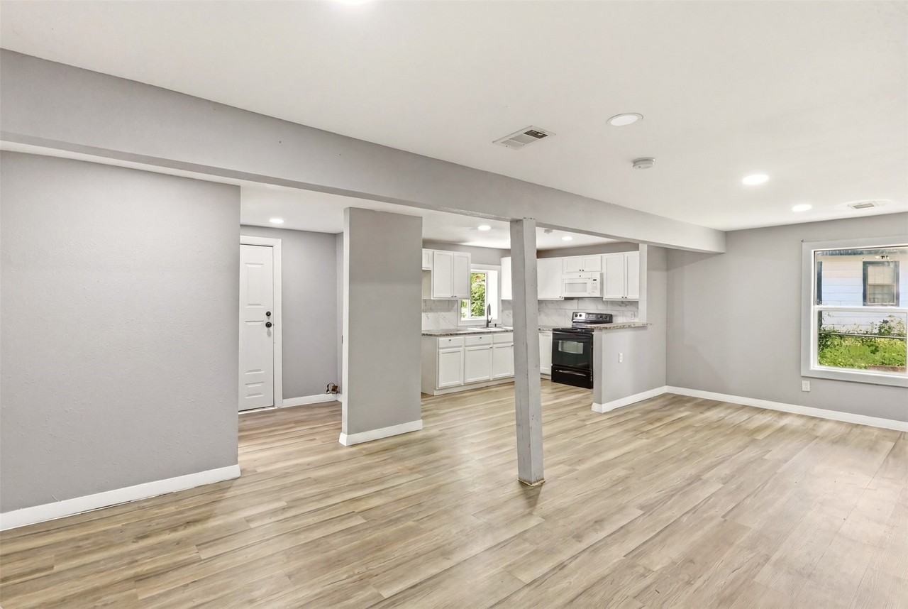 4105 Balch Dr #B - Photo 3 of 18
