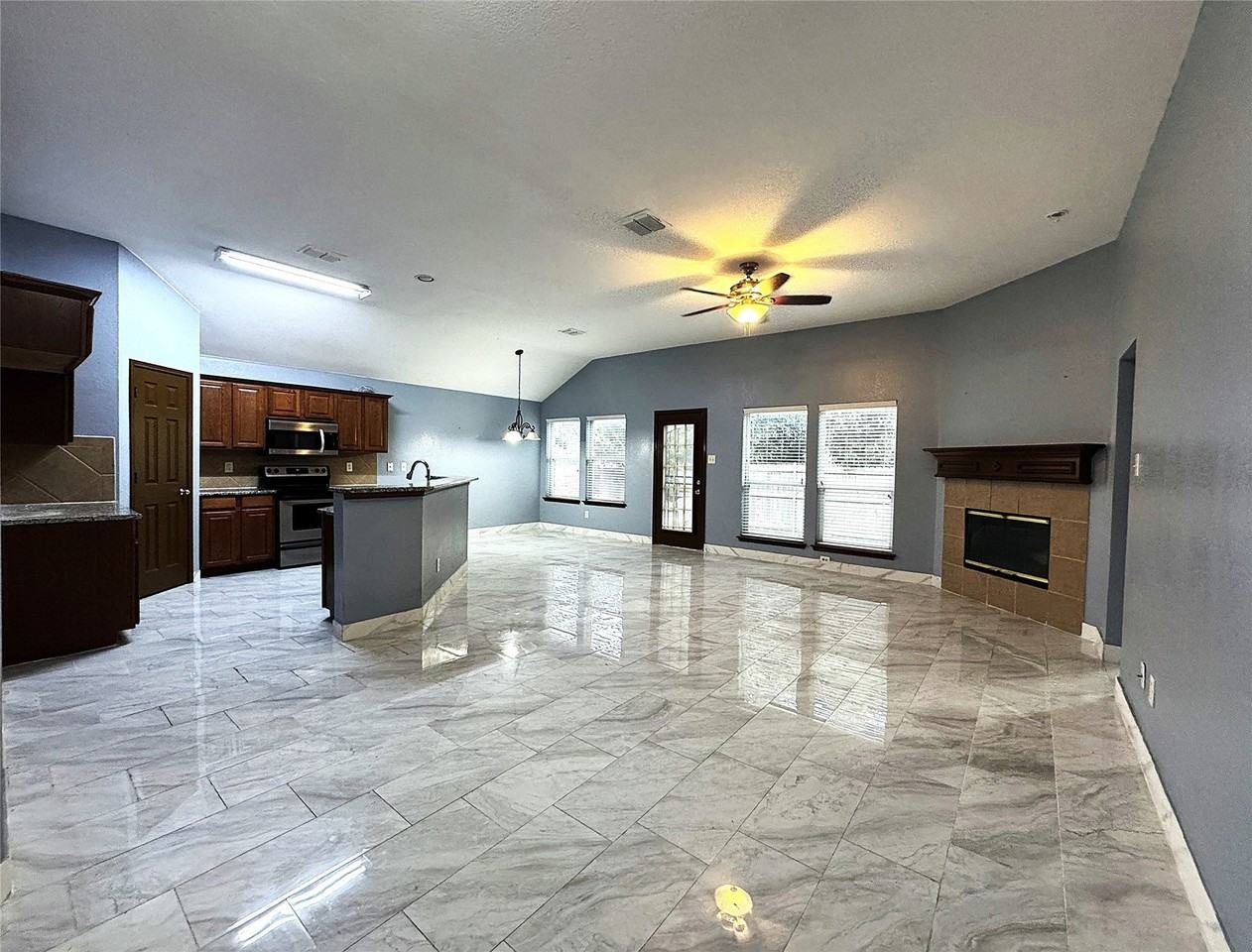 13624 Kaplan Ct