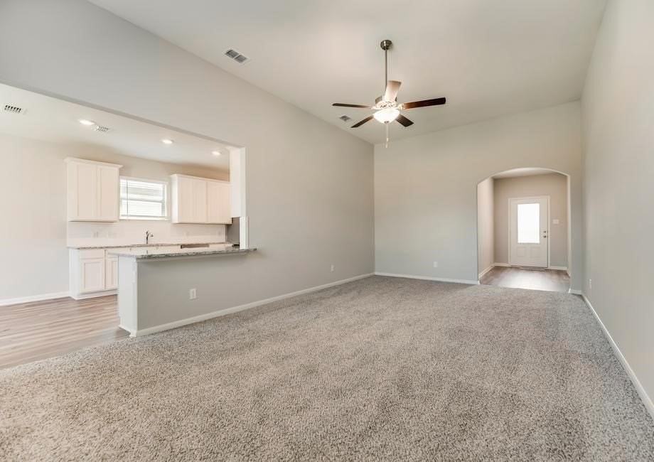 1016 Calhoun Dr - Photo 2 of 13