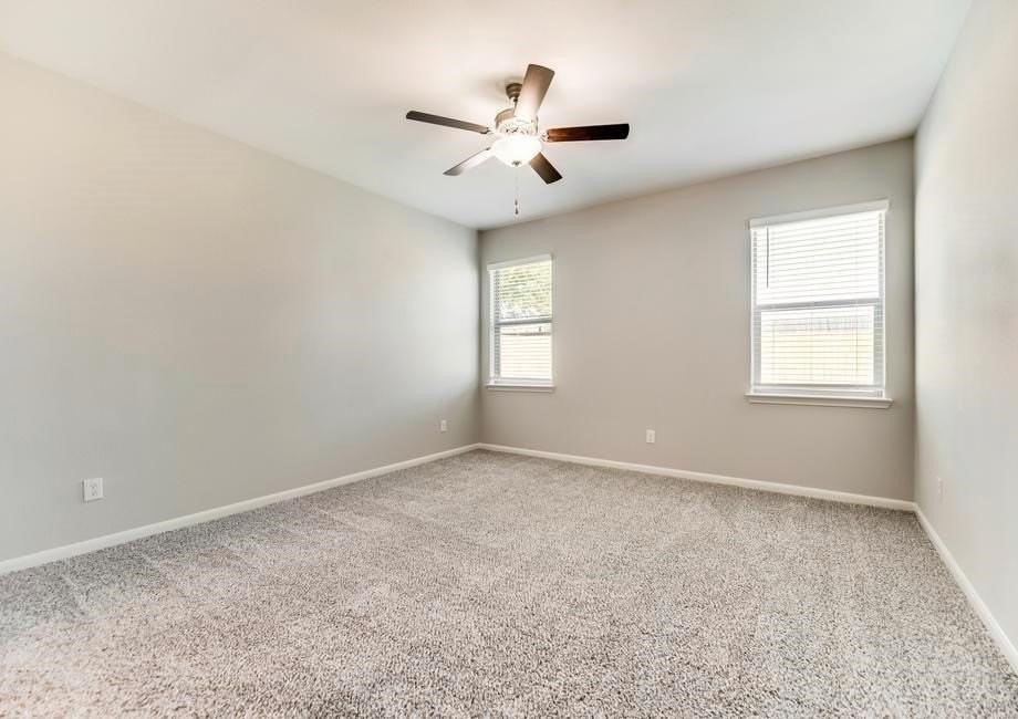 1016 Calhoun Dr - Photo 6 of 13