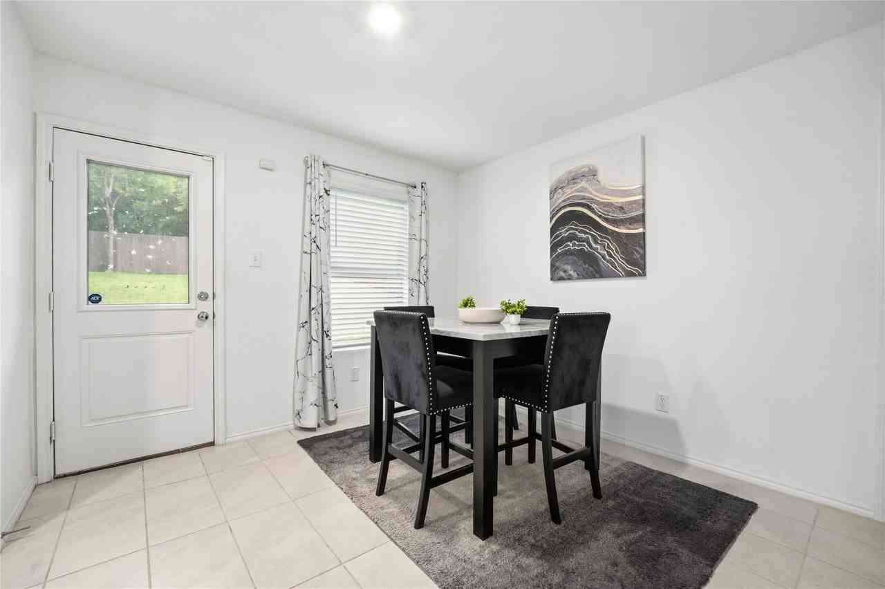 1408 Yachtclub Dr - Photo 7 of 38