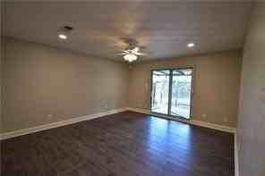 416 Beverly Dr - Photo 4 of 6