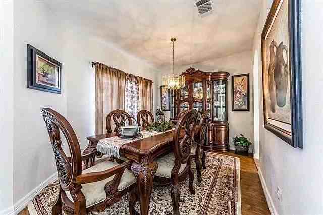 1612 Chester Dr - Photo 6 of 19