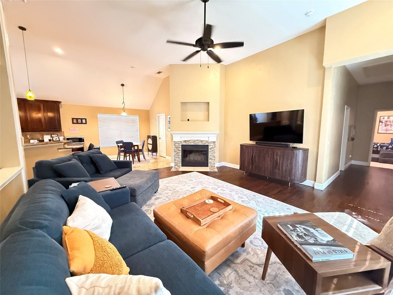 4313 Creekstone Dr - Photo 7 of 17