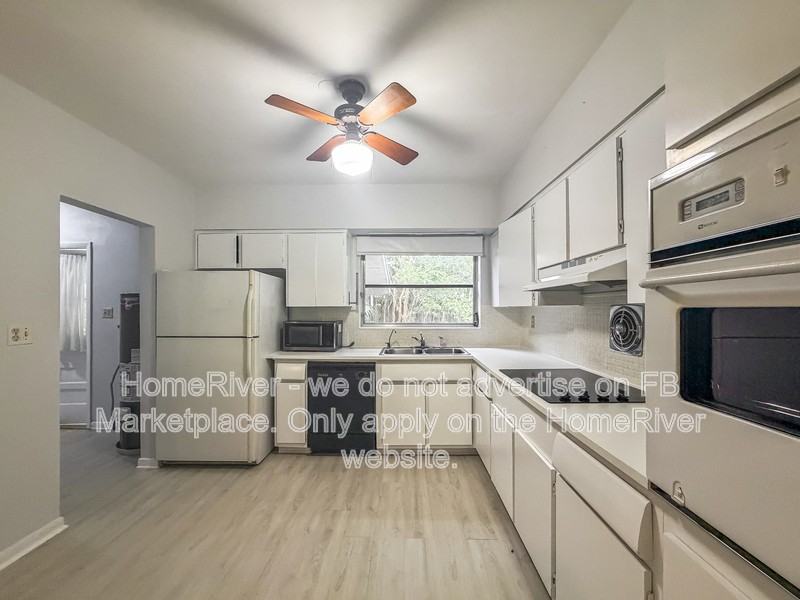 19531 Whispering Pines Rd - Photo 2 of 19