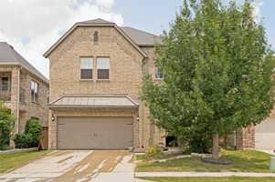 featured image of 4549 El Paso Dr