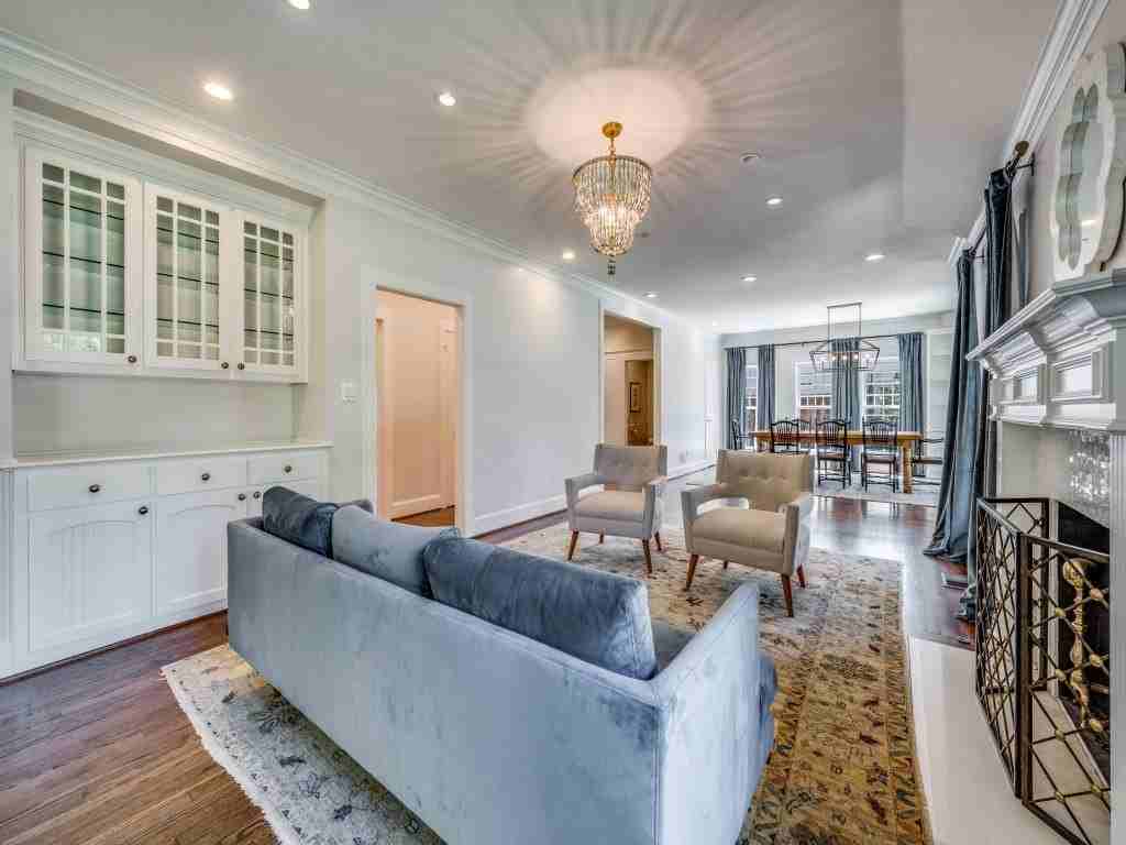 3837 Villanova St - Photo 3 of 14
