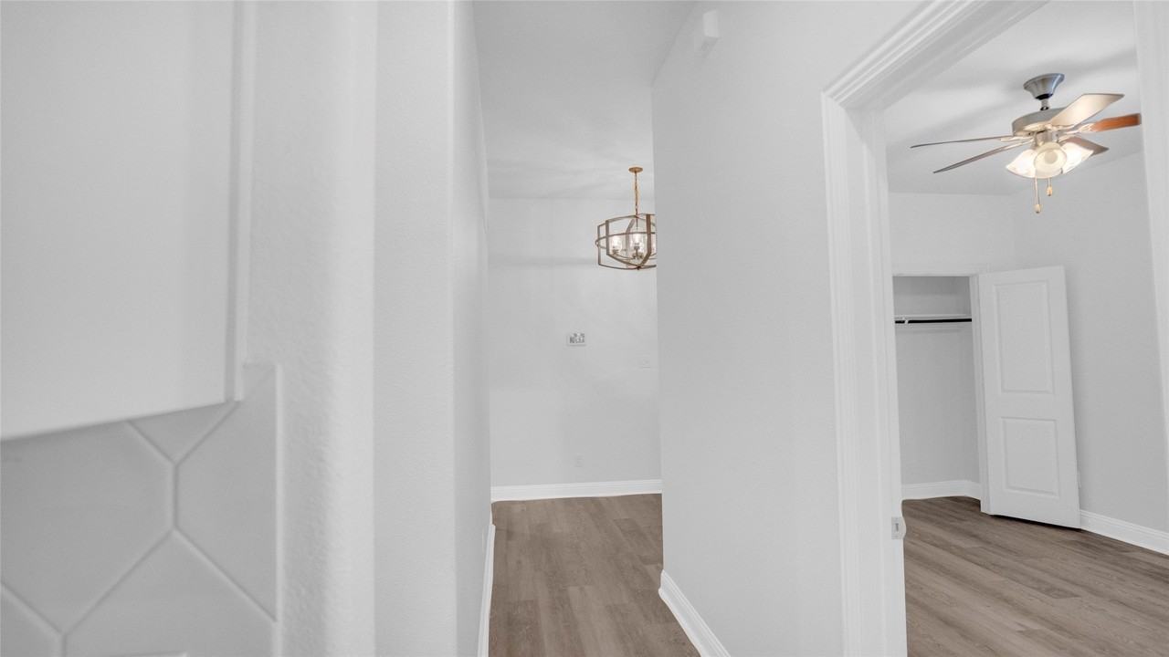 1520 Summit View Ln - Photo 5 of 28