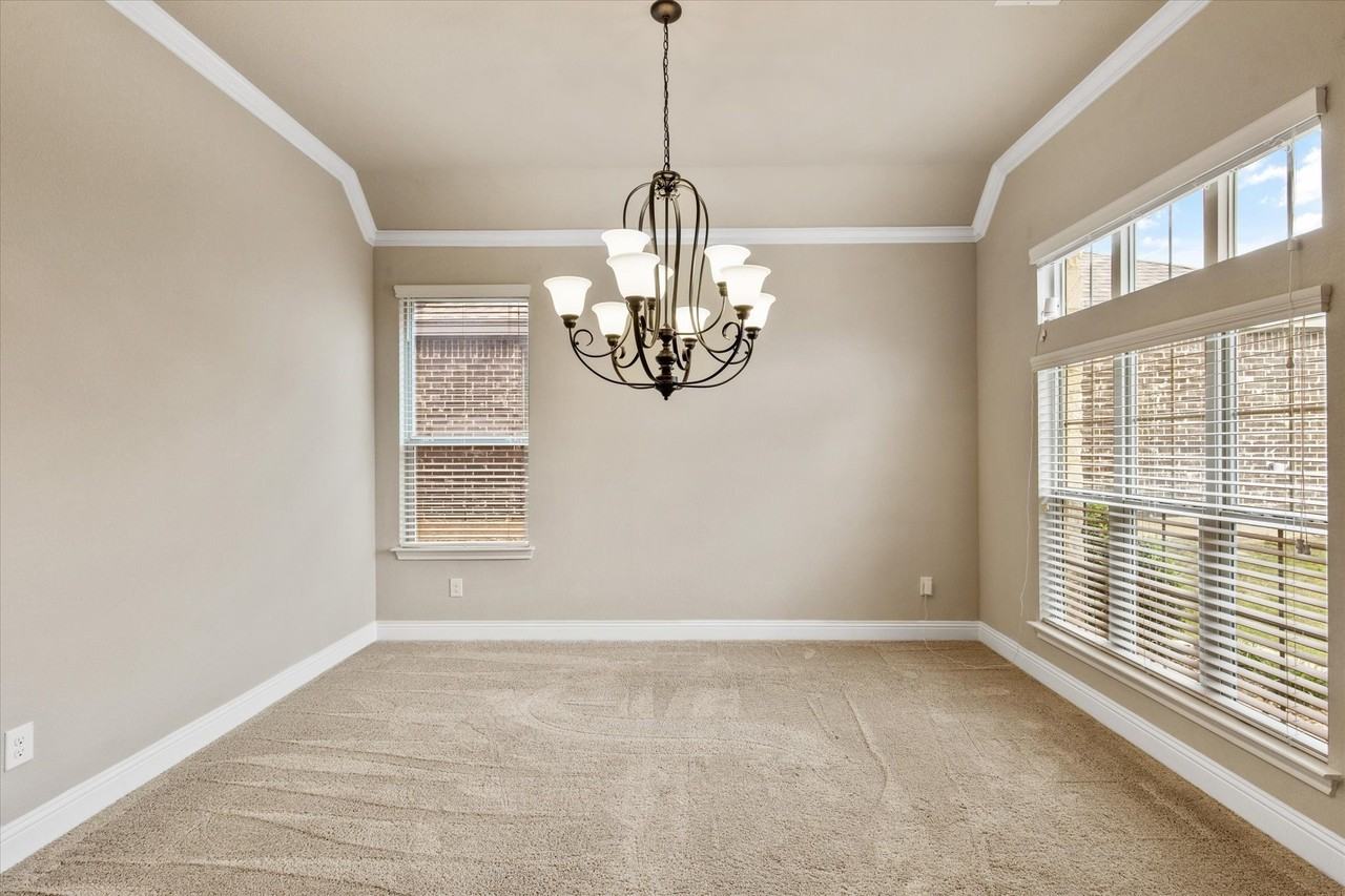 8609 Cloudyway Dr - Photo 6 of 40