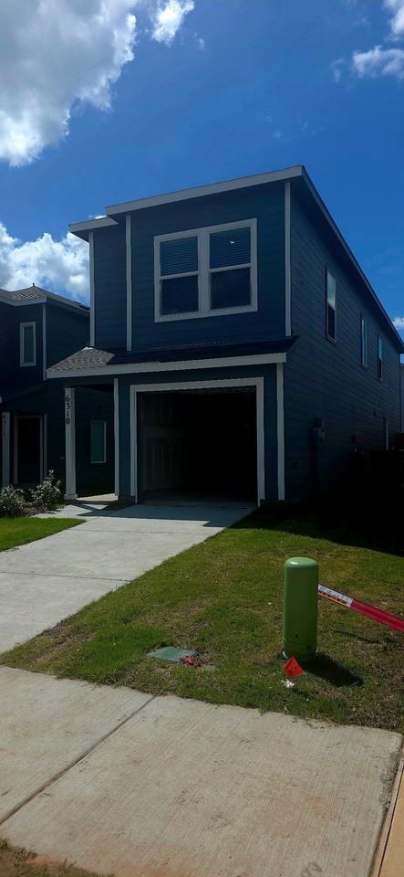 6310 Sandpiper Ln - Photo 2 of 19