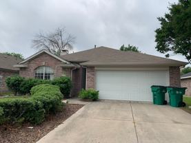 2805 Hawthorne Ln - Photo 1 of 1