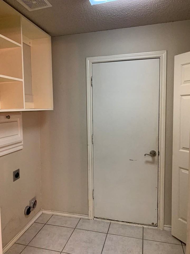 2805 Hawthorne Ln - Photo 6 of 17