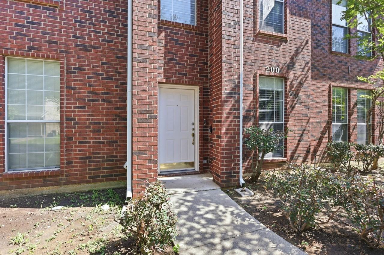 121 Wildwood Ct #200 - Photo 3 of 23