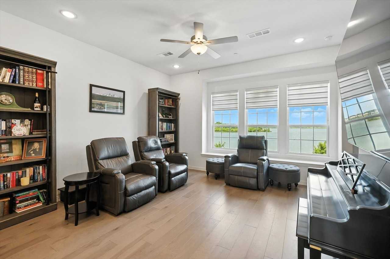 3709 Island Vista Dr - Photo 7 of 33