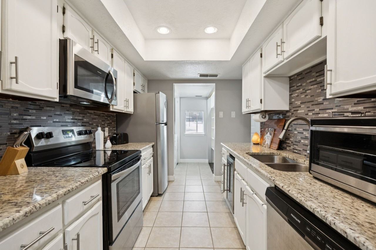 4571 N O Connor Rd #1323 - Photo 4 of 30