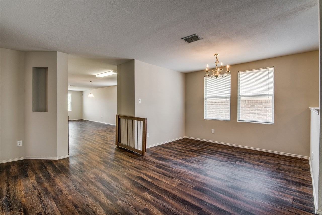 12638 Vandelia St - Photo 3 of 12