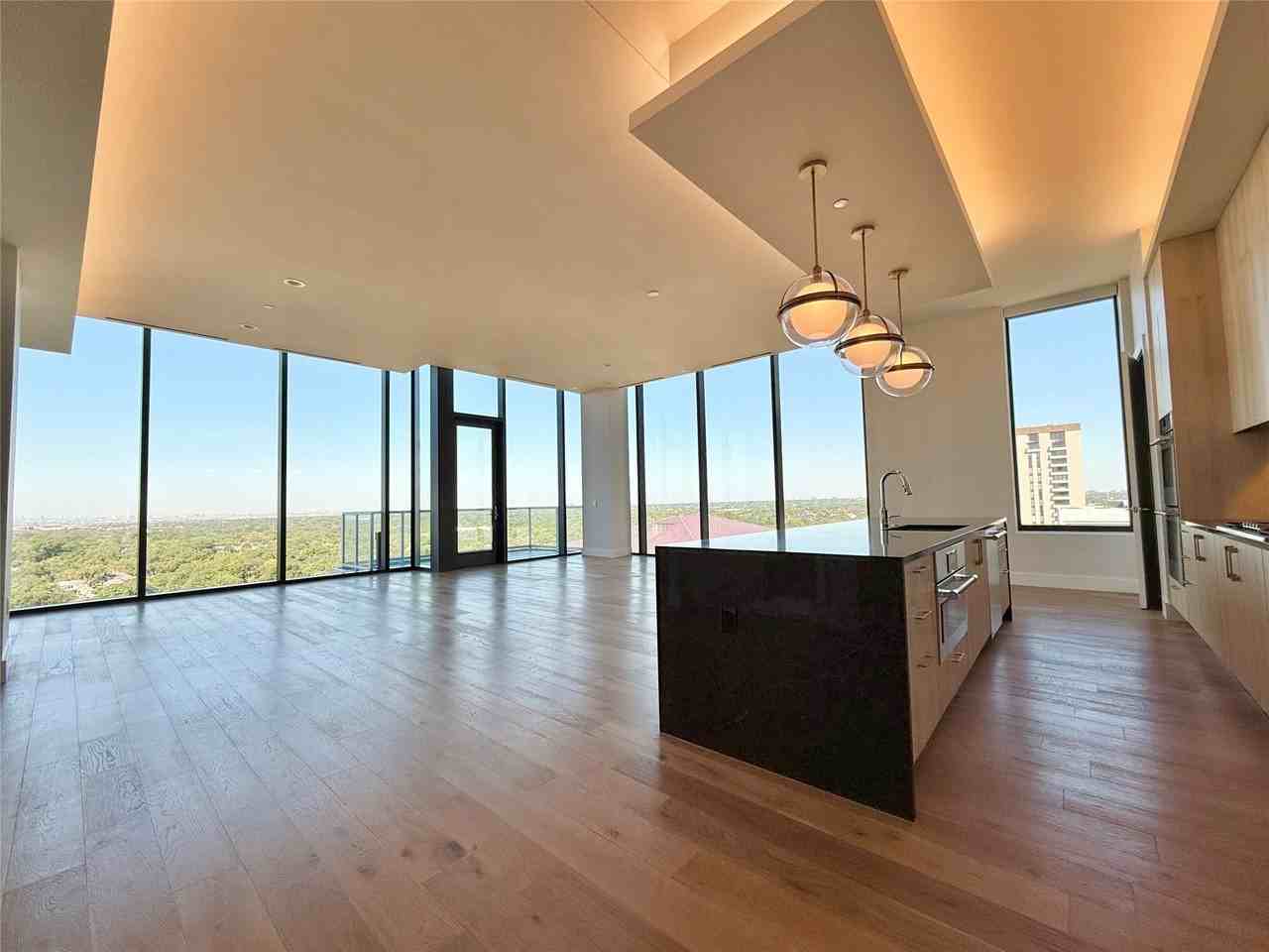 8119 Douglas Ave #1402 - Photo 6 of 39