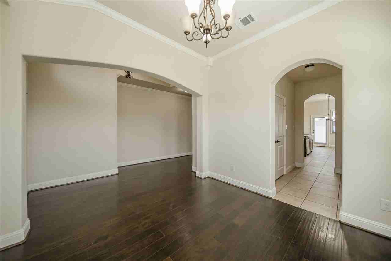 4150 Florence Dr - Photo 5 of 35