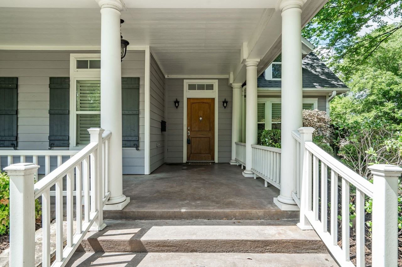 119 College St - Photo 5 of 40