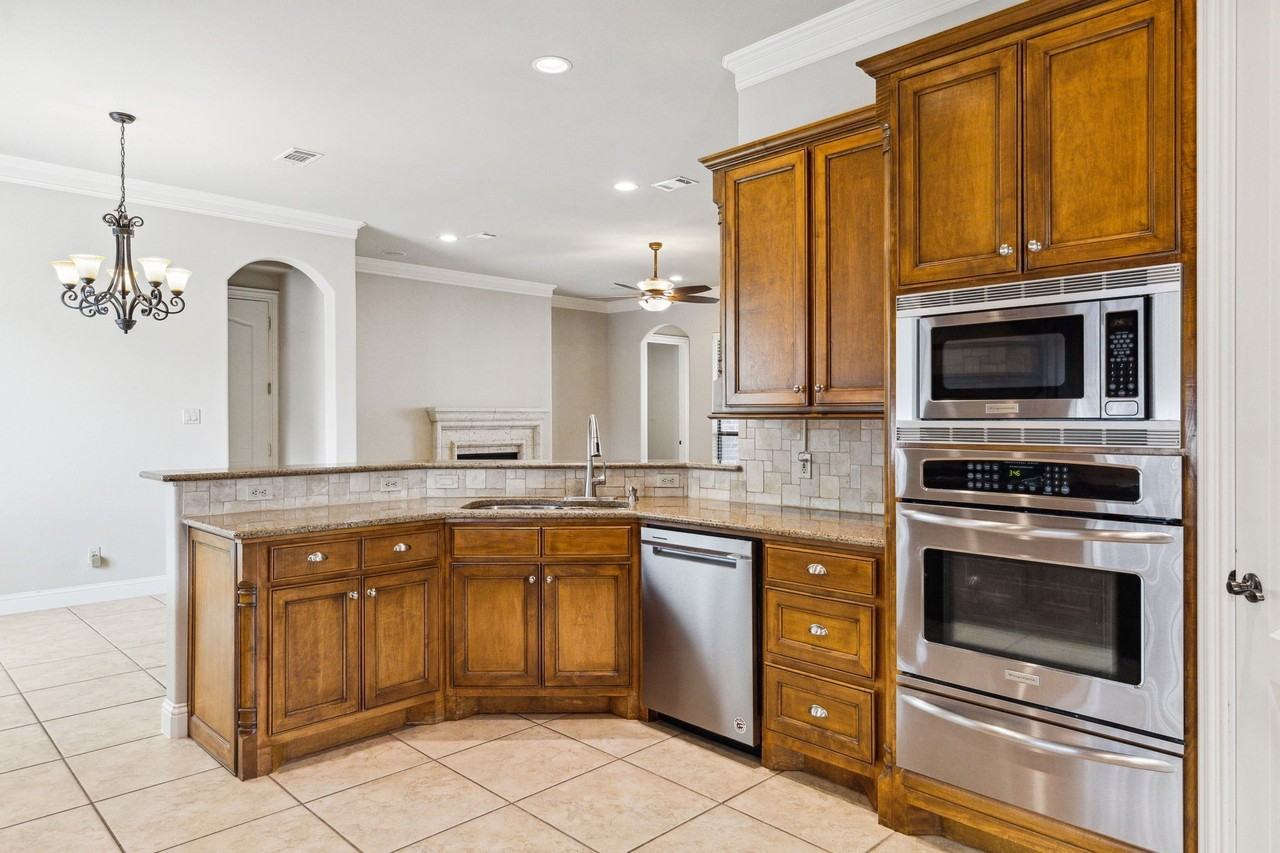 20 Tranquil Pond Dr - Photo 6 of 39