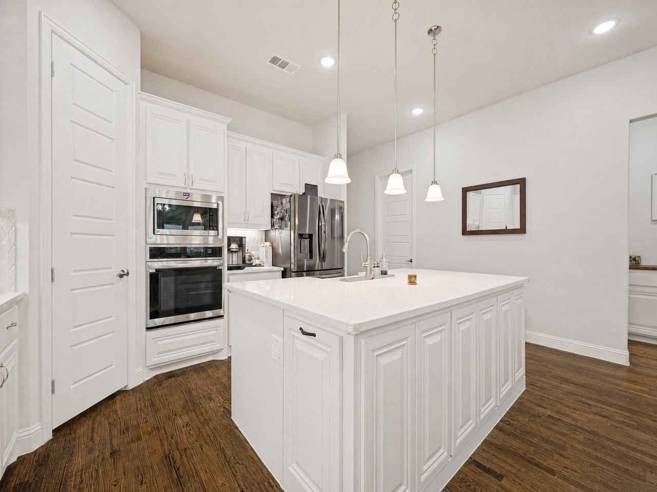 16601 Highland Dr - Photo 6 of 30
