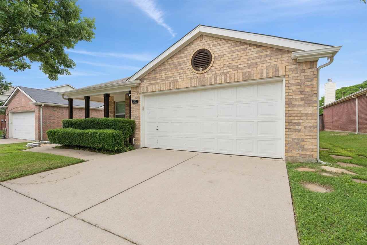 8821 Tumbleweed Dr - Photo 3 of 31