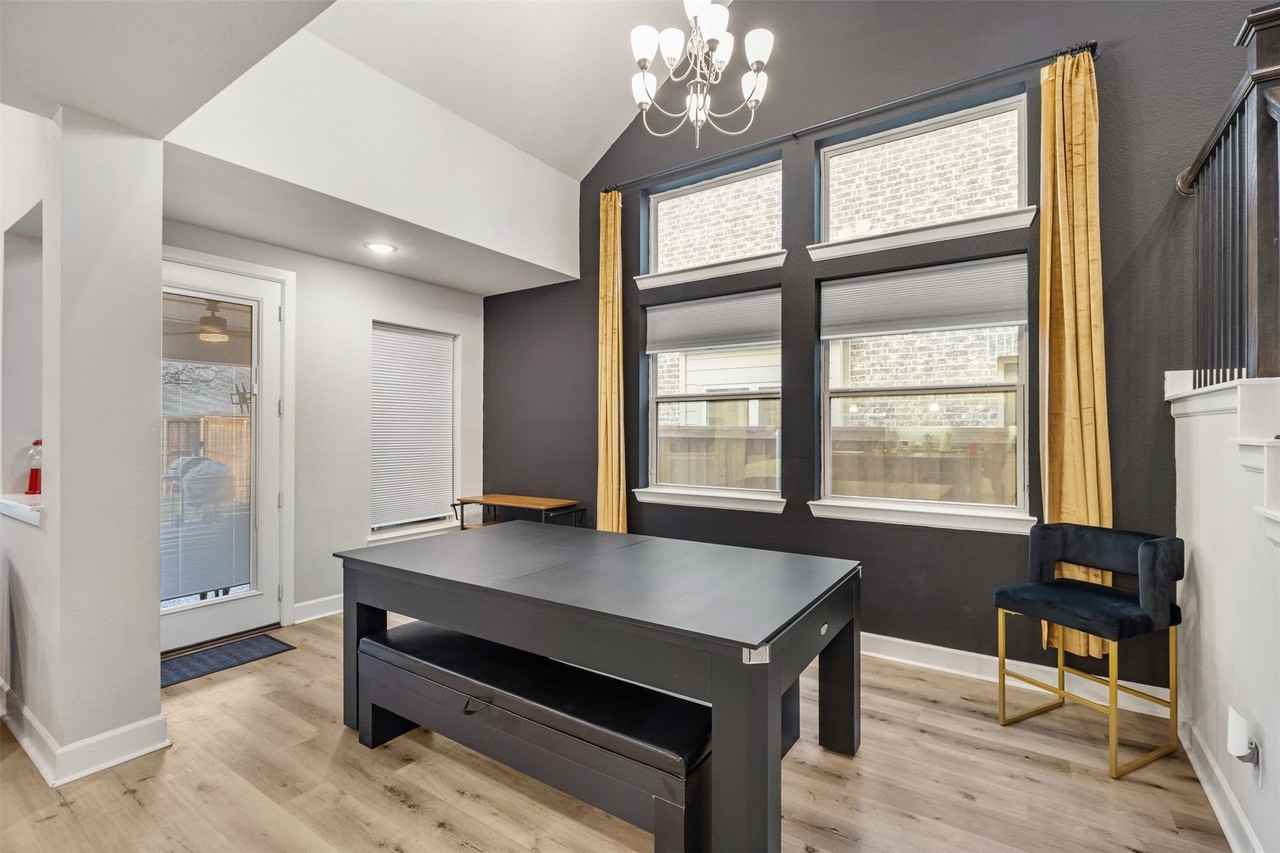 324 Moonvine Dr - Photo 6 of 13