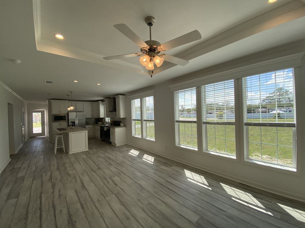 589 Johnathans Cay - Photo 4 of 33