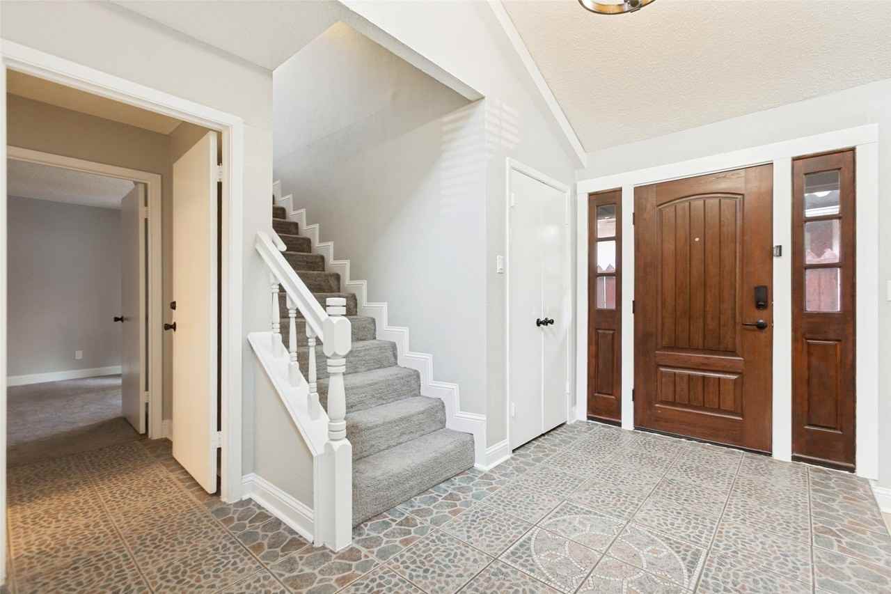 14372 Haymeadow Cir - Photo 6 of 27