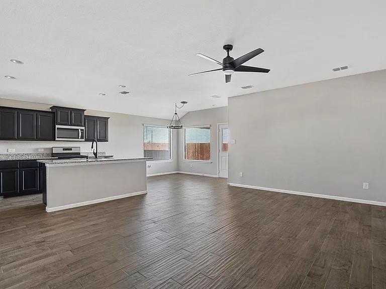 9805 Summerton Dr - Photo 2 of 14