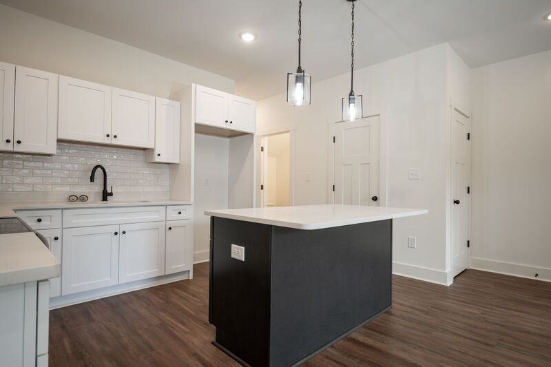 382 N Chase St - Photo 7 of 21