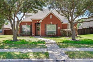 7657 Ravenhill Dr - Photo 1 of 1