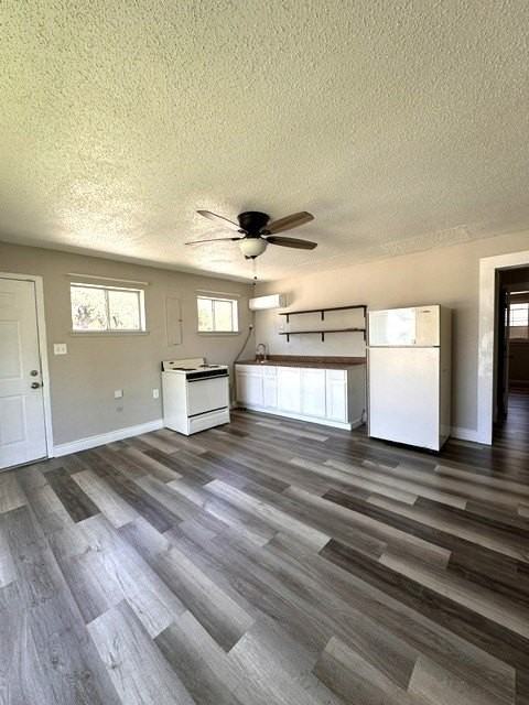 3201 Stephen F Austin Dr #135A - Photo 4 of 8