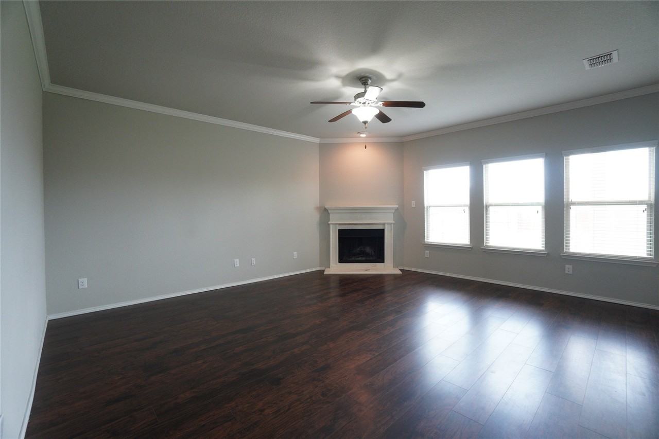 4005 Indian Paintbrush Ln - Photo 6 of 27