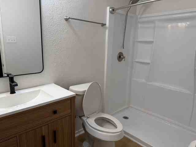 1401 Cross Bend Rd - Photo 5 of 11