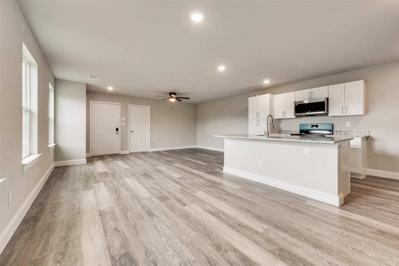 3153 Stag Rd - Photo 6 of 15