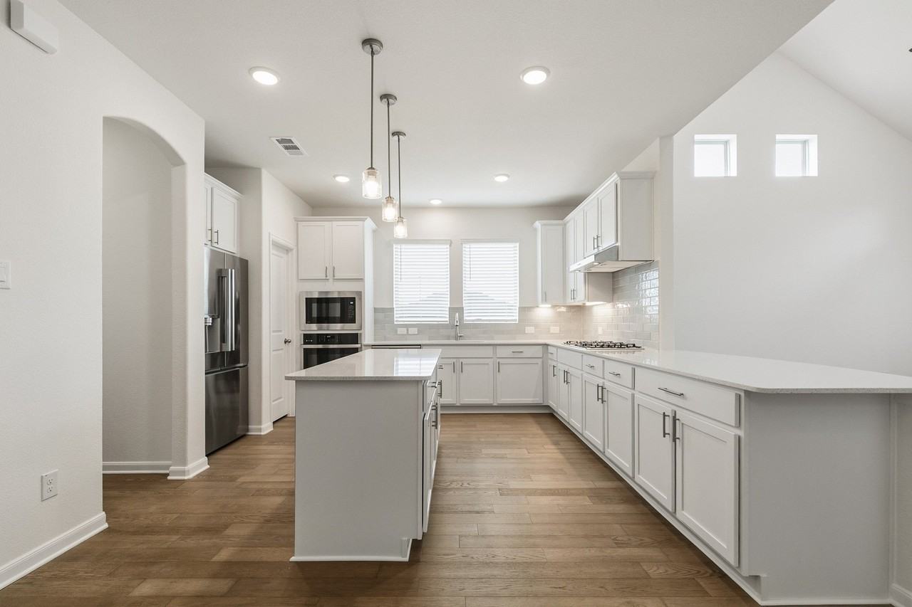 1424 Bettolo Dr - Photo 6 of 26